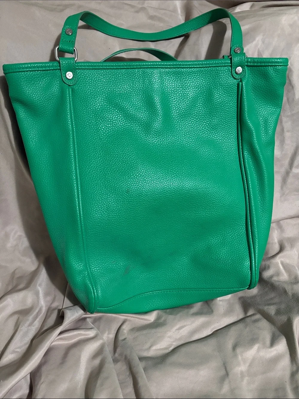 thirty-one Emerald Green Pebbled Tote with Matching Wallet